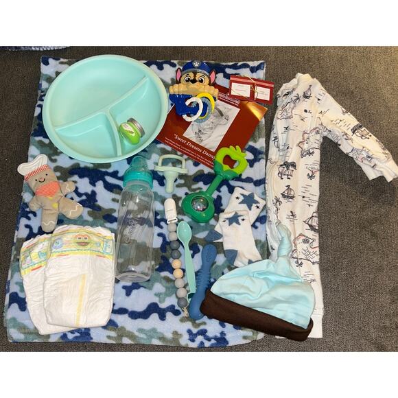 Aston Drake Reborn Sleeping Baby Boy "Sweet Dreams Danny" + LOTS of Accessories - Picture 6 of 10